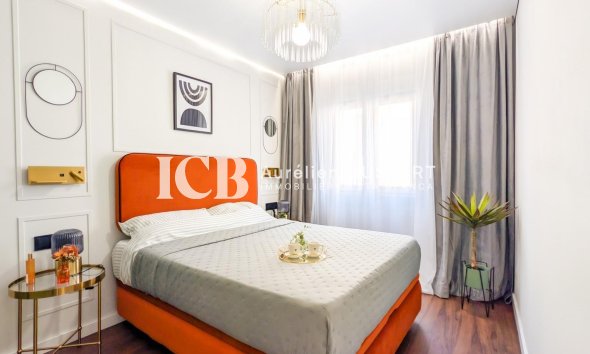 Revente - Appartement -
Torrevieja - Centro