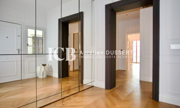 Resale - Apartment / flat -
Palma - Centre