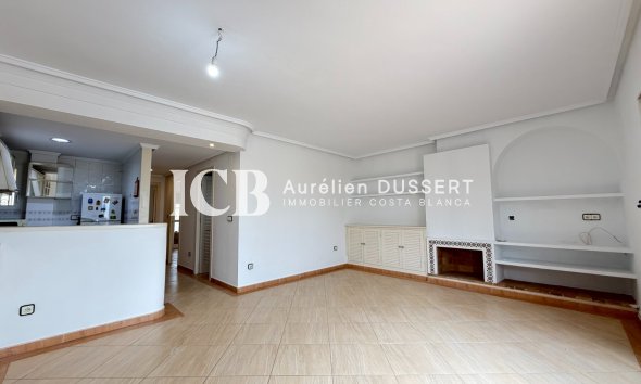 Revente - Appartement -
Torrevieja - Playa de los locos