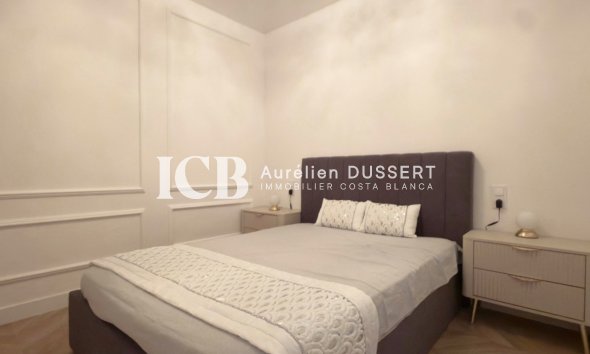 Revente - Appartement -
Torrevieja - Centro