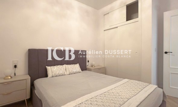 Revente - Appartement -
Torrevieja - Centro