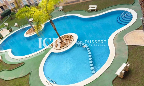 Revente - Appartement -
Torrevieja - Centro