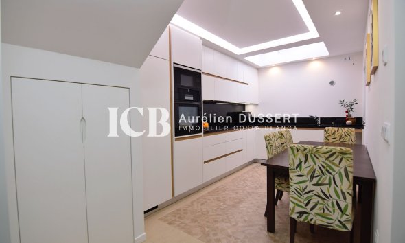 Revente - Maison mitoyenne -
Orihuela Costa - La Florida