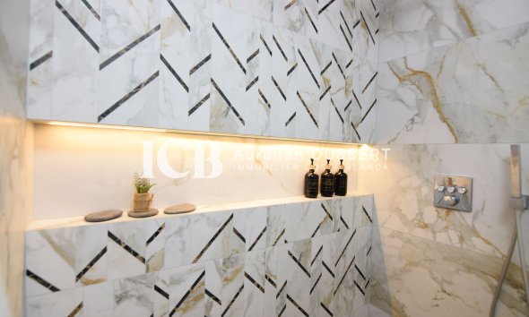 Revente - Maison mitoyenne -
Orihuela Costa - La Florida