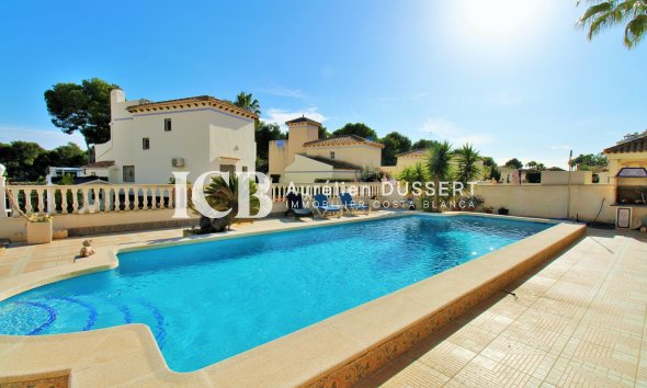 Revente - Maison individuelle -
Orihuela Costa - Las Ramblas Golf