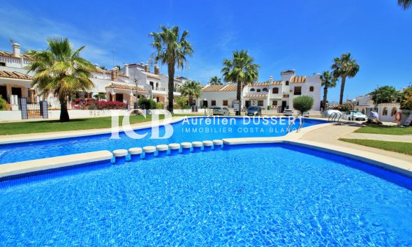 Revente - Maison mitoyenne -
Orihuela Costa - Villamartín