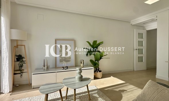 Revente - Appartement -
Torrevieja - Centro