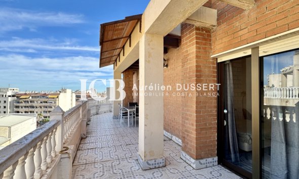 Revente - Appartement -
Torrevieja - Centro