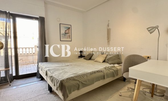 Revente - Appartement -
Torrevieja - Centro