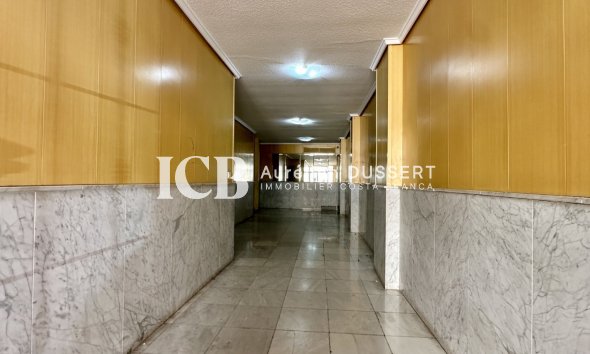 Revente - Appartement -
Torrevieja - Centro