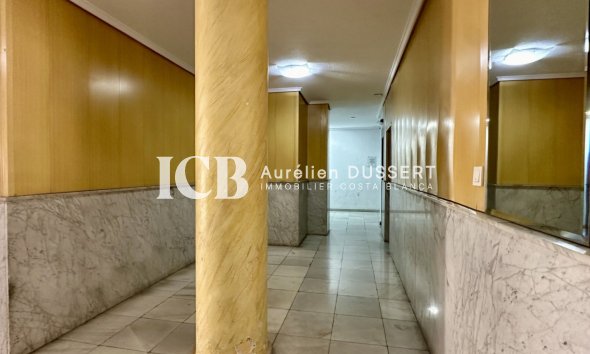 Revente - Appartement -
Torrevieja - Centro