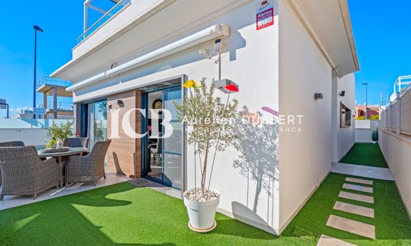 Resale - Villa -
Los Alcázares - Euro Roda