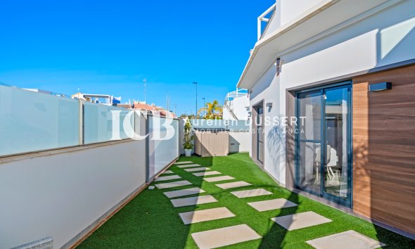 Resale - Villa -
Los Alcázares - Euro Roda