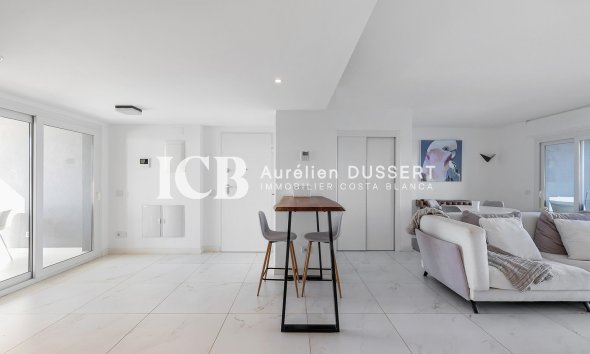 Resale - Apartment / flat -
Torrevieja - Punta prima