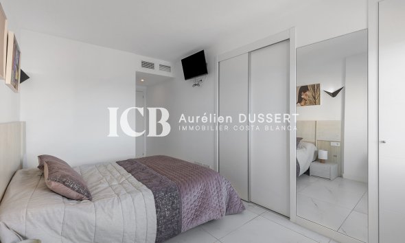 Resale - Apartment / flat -
Torrevieja - Punta prima