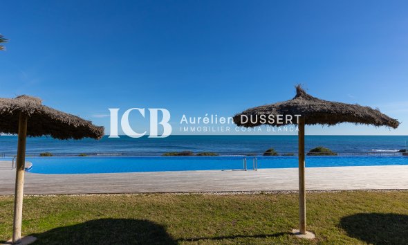 Resale - Apartment / flat -
Torrevieja - Punta prima