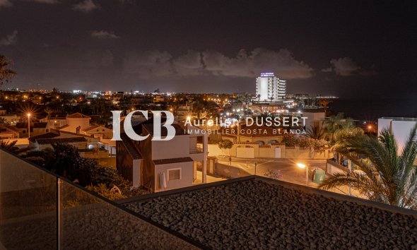 Revente - Villa -
Orihuela Costa - La Zenia