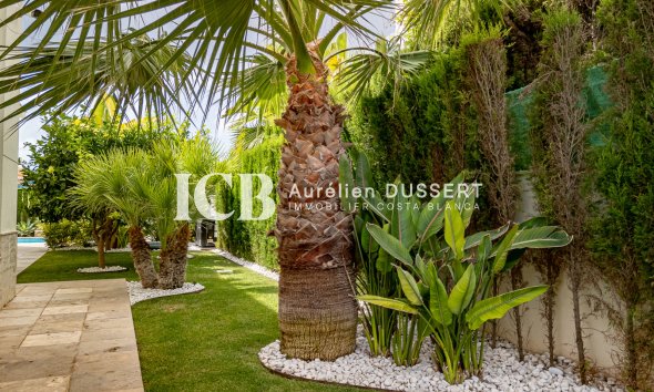 Revente - Villa -
Orihuela Costa - La Zenia