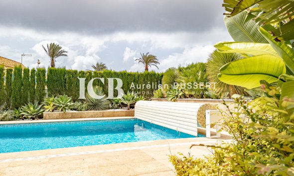 Revente - Villa -
Orihuela Costa - La Zenia