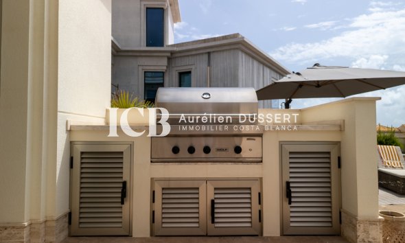 Revente - Villa -
Orihuela Costa - La Zenia