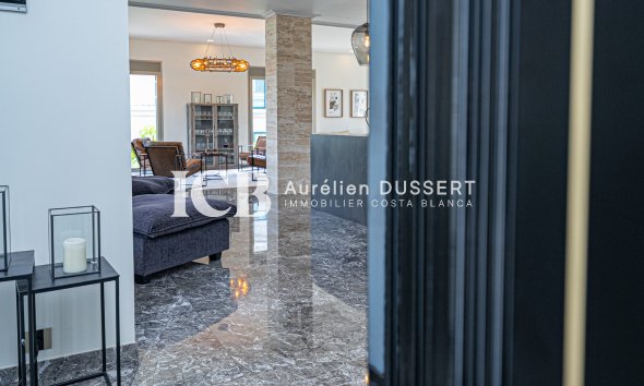 Revente - Villa -
Orihuela Costa - La Zenia