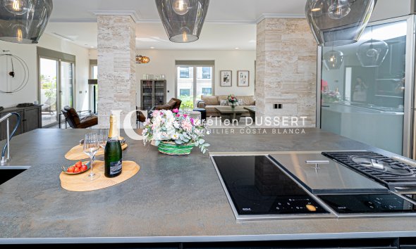 Revente - Villa -
Orihuela Costa - La Zenia