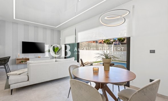 Revente - Villa -
San Miguel de Salinas - El Galan