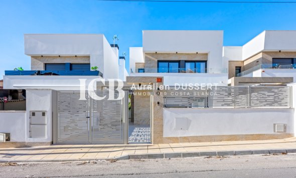 Revente - Villa -
San Miguel de Salinas - El Galan