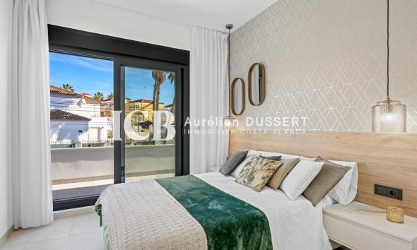 Revente - Villa -
San Miguel de Salinas - El Galan