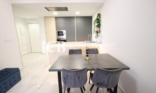 Revente - Appartement -
Orihuela Costa - Playa Flamenca