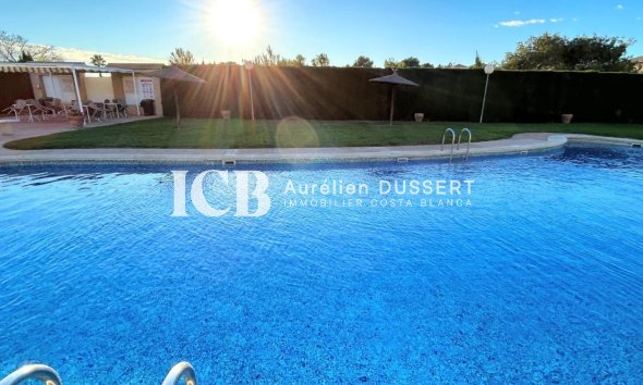 Revente - Maison mitoyenne -
Orihuela Costa - Villamartín