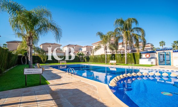 Revente - Maison individuelle -
Guardamar del Segura - El Raso