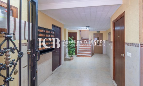 Revente - Appartement -
Torrevieja - Playa del cura