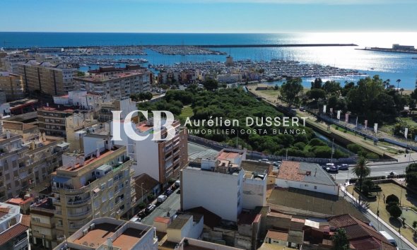 Revente - Appartement -
Torrevieja - Centro