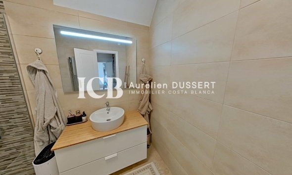 Revente - Maison individuelle -
Orihuela Costa - Las Ramblas Golf