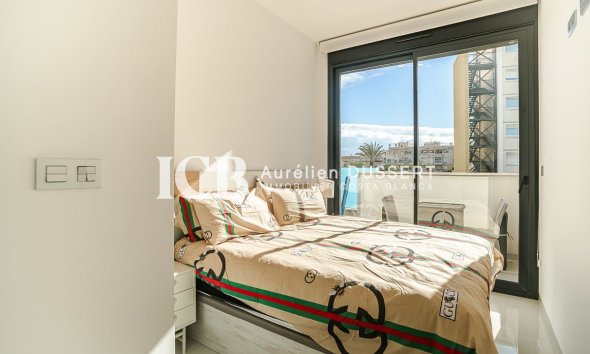 Revente - Appartement -
Torrevieja - Calas blanca