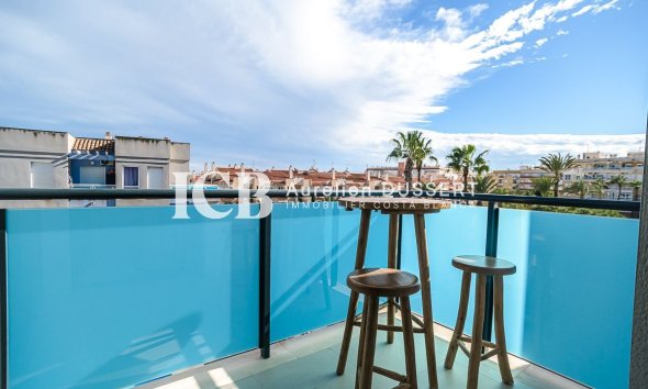 Revente - Appartement -
Torrevieja - Calas blanca