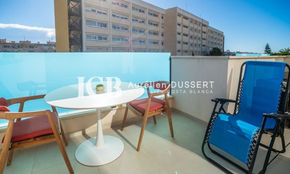 Revente - Appartement -
Torrevieja - Calas blanca