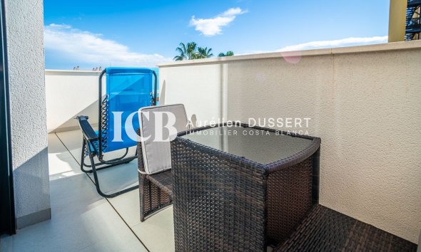 Revente - Appartement -
Torrevieja - Calas blanca