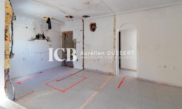 Revente - Maison individuelle -
Orihuela Costa - Los Almendros-La Florida