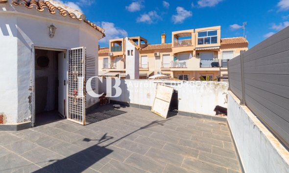 Revente - Maison individuelle -
Orihuela Costa - Los Almendros-La Florida