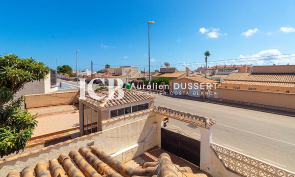 Revente - Maison individuelle -
Orihuela Costa - Los Almendros-La Florida