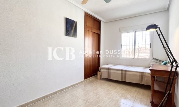 Revente - Maison mitoyenne -
Torrevieja - La Siesta - El Salado -  Torreta