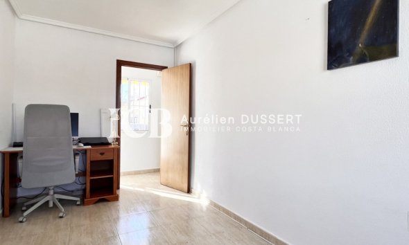 Revente - Maison mitoyenne -
Torrevieja - La Siesta - El Salado -  Torreta