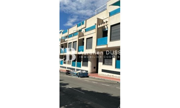 Revente - Appartement -
Torrevieja - Calas blanca