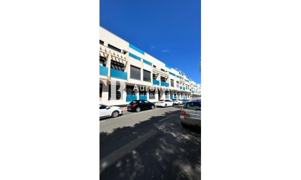 Revente - Appartement -
Torrevieja - Calas blanca