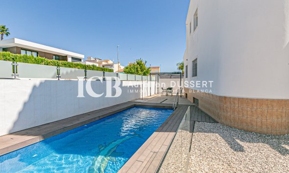 Revente - Maison individuelle -
San Fulgencio - La Marina