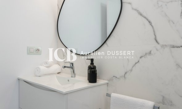 Reventa - Apartamento / piso -
San Miguel de Salinas