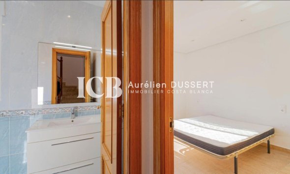 Revente - Maison mitoyenne -
Orihuela Costa - Los Altos