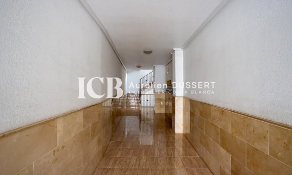 Revente - Appartement -
Los Montesinos